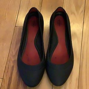 Crocs At Work flats size 9